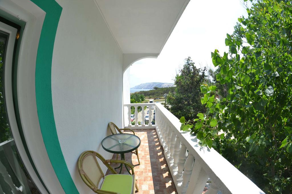 Apartmani Jenny I Tania Lopar Ngoại thất bức ảnh