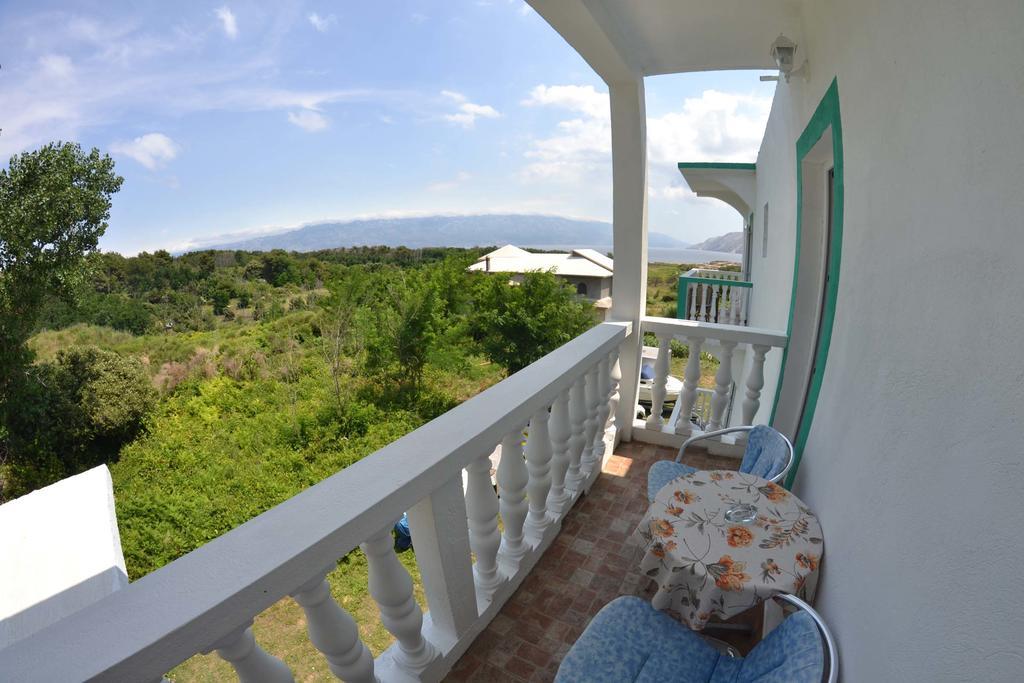 Apartmani Jenny I Tania Lopar Ngoại thất bức ảnh